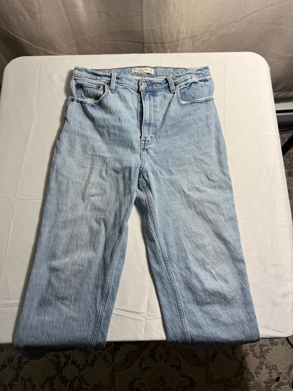 Abercrombie & Fitch The 90s Straight Ultra High Rise Jeans Womens 10 / 30R Blue